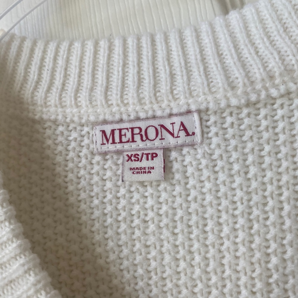 Target sweater - Picture 3 of 3